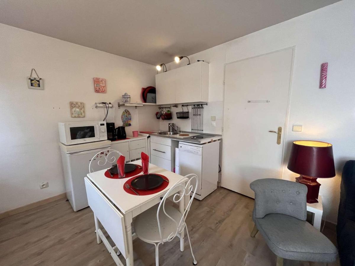 Appartement 2 Pieces Avec Terrasse Et Parking A 400M De La Plage - Saint Aygulf - Fr-1-226A-88 エクステリア 写真