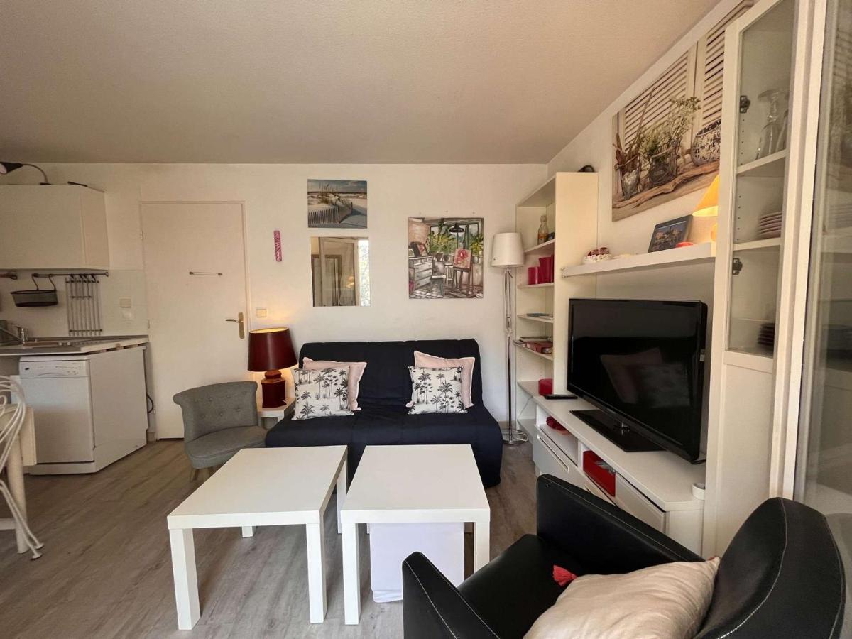 Appartement 2 Pieces Avec Terrasse Et Parking A 400M De La Plage - Saint Aygulf - Fr-1-226A-88 エクステリア 写真